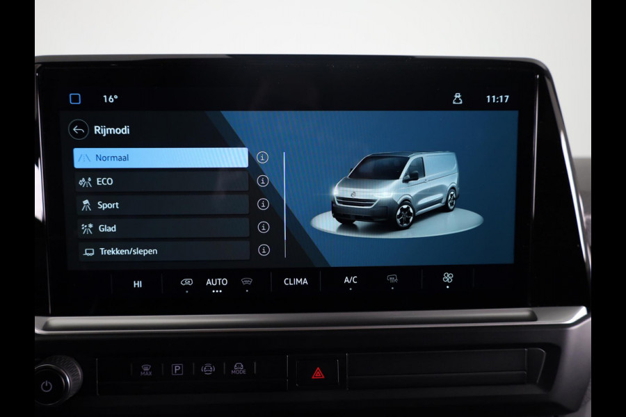 Volkswagen Transporter 2.0 TDI L2H1 30 Style | trekhaak | achterdeuren | camera | navi |