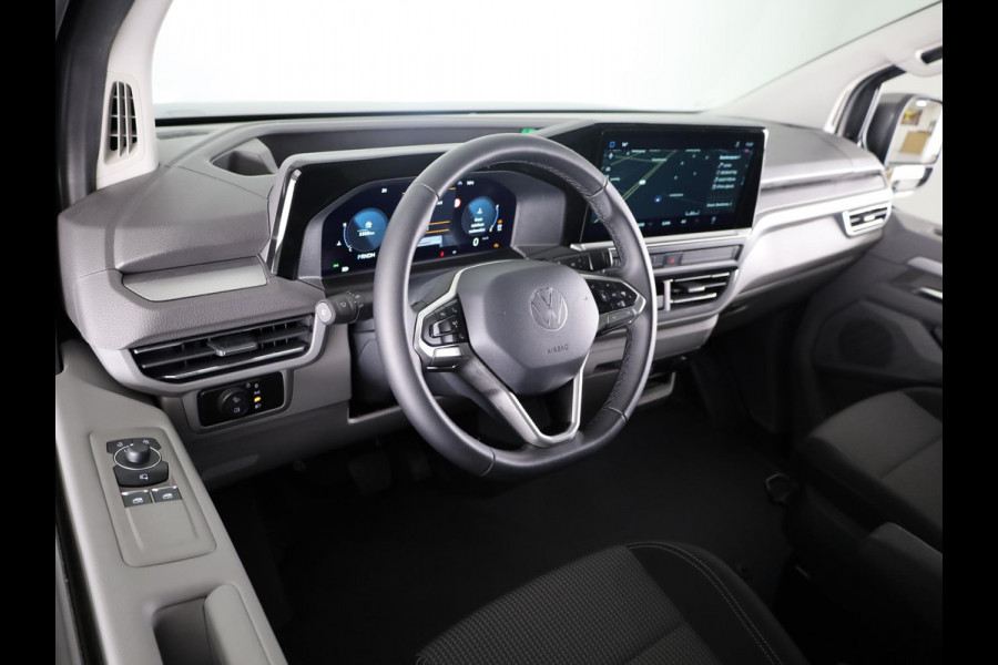 Volkswagen Transporter 2.0 TDI L2H1 30 Style | trekhaak | achterdeuren | camera | navi |