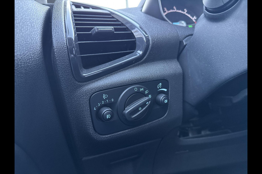 Ford EcoSport 1.0 EcoBoost Titanium Stoel verwarming / elektrische voorruit verwarming / achteruit rij camera/