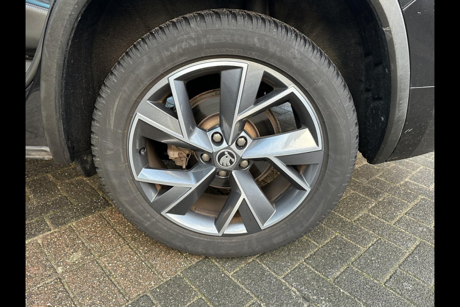 Škoda Kodiaq 1.5 TSI Sportline Business ELECTR ACHTERKLEP | ELECTR STOELEN | ADAPTIVE CRUISE | DEALER ONDERHODUEN | TOPSTAAT! | RIJKLAARPRIJS incl. 12mnd BOVAG GARANTIE