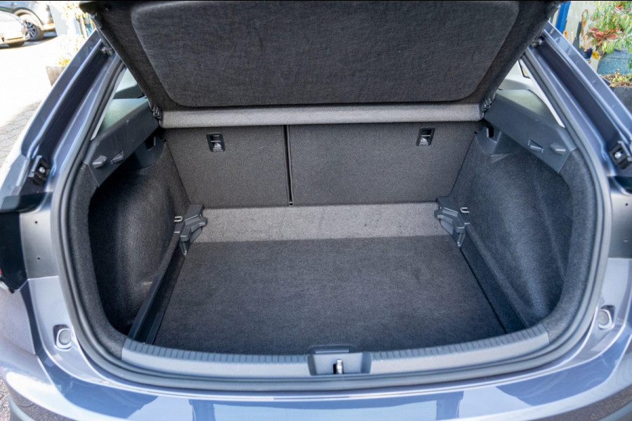 Volkswagen Taigo 1.0 TSI Style | Prijs rijklaar incl. 12 mnd garantie | IQ Light Stoelverw Camera Apple carplay/android auto