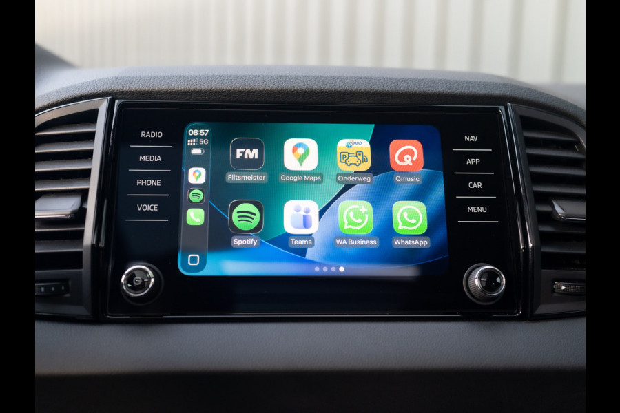 Škoda Karoq 1.5 TSI ACT Sportline Business | Panodak | Leder | Stoelgeheugen | Elk A-klep | Prijs Rijklaar!!