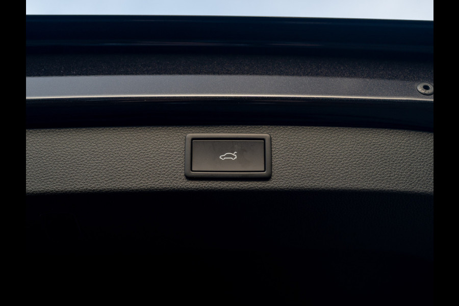 Škoda Karoq 1.5 TSI ACT Sportline Business | Panodak | Leder | Stoelgeheugen | Elk A-klep | Prijs Rijklaar!!