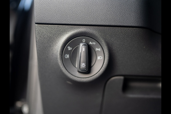 Škoda Karoq 1.5 TSI ACT Sportline Business | Panodak | Leder | Stoelgeheugen | Elk A-klep | Prijs Rijklaar!!