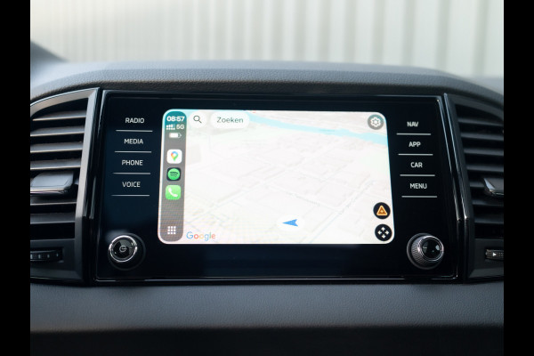 Škoda Karoq 1.5 TSI ACT Sportline Business | Panodak | Leder | Stoelgeheugen | Elk A-klep | Prijs Rijklaar!!