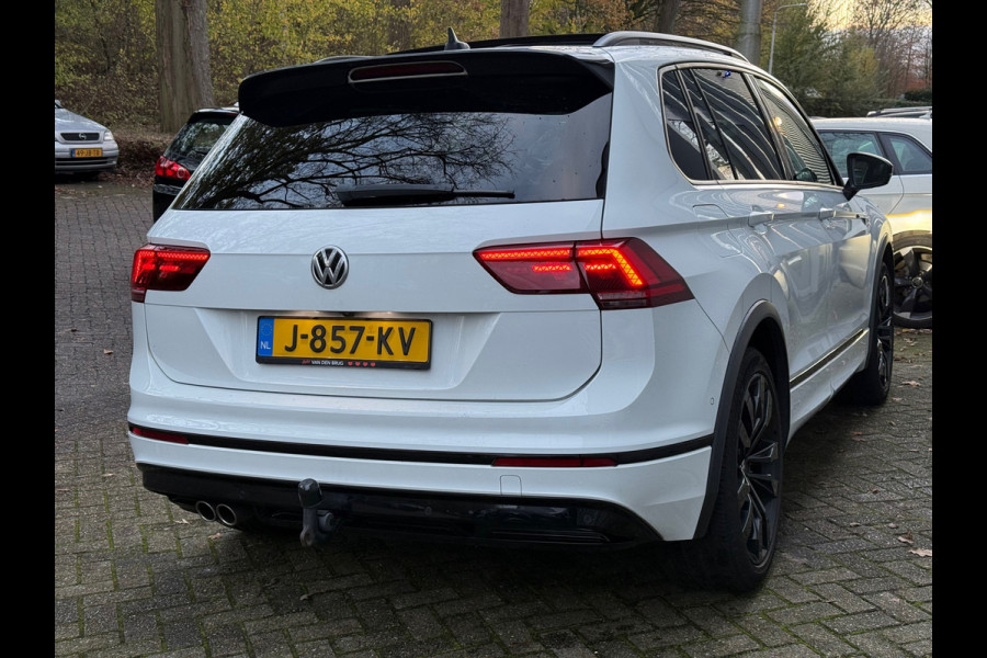 Volkswagen Tiguan 1.5 TSI ACT Highline Business R Line l Pano l ACC l Virtual l Black optic l IZGST l