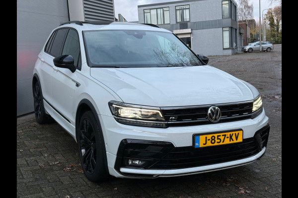 Volkswagen Tiguan 1.5 TSI ACT Highline Business R Line l Pano l ACC l Virtual l Black optic l IZGST l