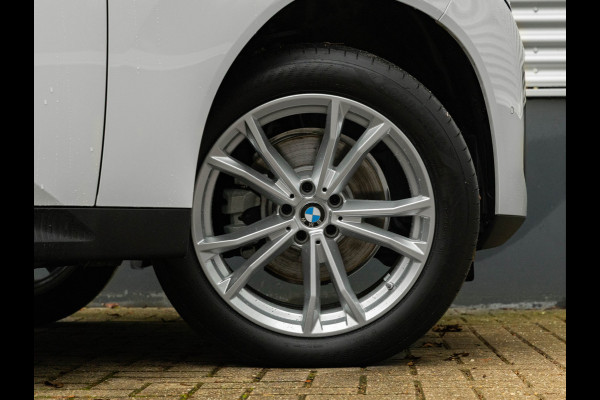 BMW X3 30e xDrive - Trekhaak - Active Cruise - Head-up - 360° Camera