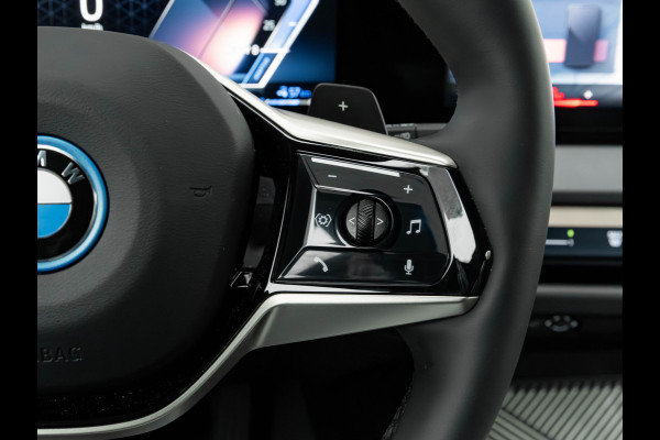 BMW X3 30e xDrive - Trekhaak - Active Cruise - Head-up - 360° Camera