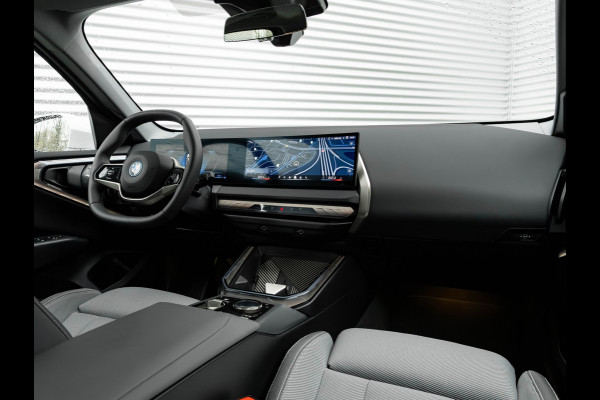 BMW X3 30e xDrive - Trekhaak - Active Cruise - Head-up - 360° Camera