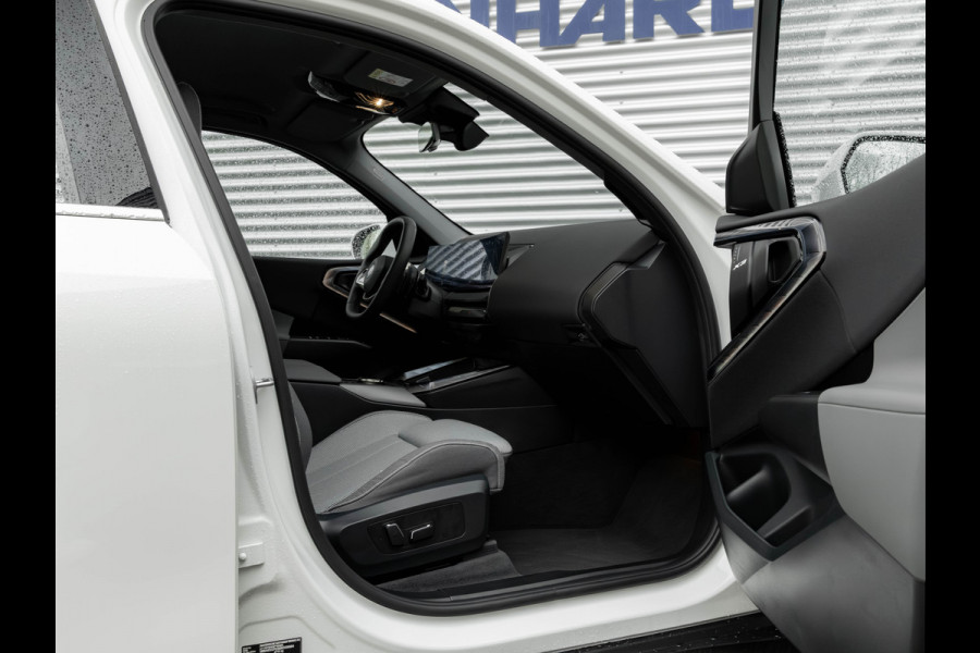 BMW X3 30e xDrive - Trekhaak - Active Cruise - Head-up - 360° Camera