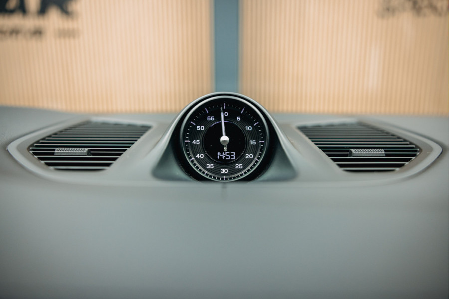 Porsche Cayenne 3.0 E-Hybrid | Pano |  stoelverwarming | Sport Chrono | 360 camera |