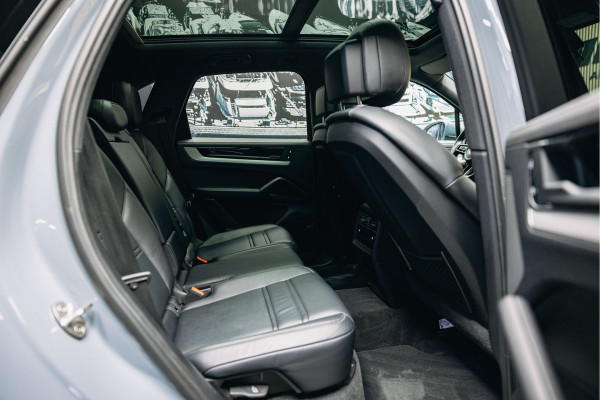 Porsche Cayenne 3.0 E-Hybrid | Pano |  stoelverwarming | Sport Chrono | 360 camera |