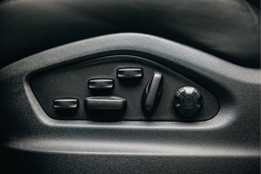 Porsche Cayenne Coupé 3.0 E-Hybrid | Sport Chrono | Trekhaak | Sportuitlaat | 360 camera |