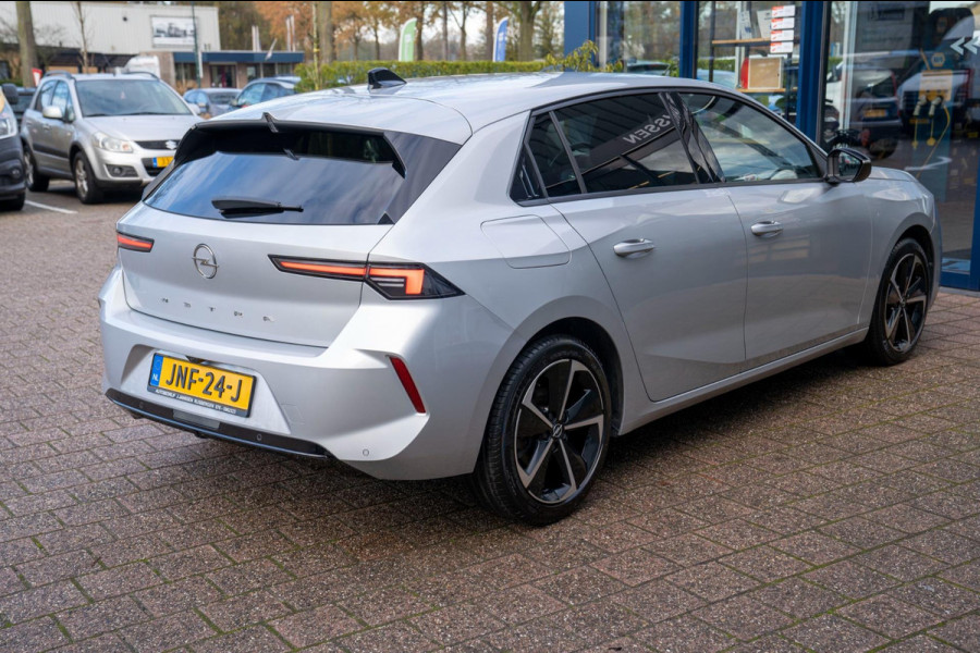 Opel Astra 1.2T Innovation Automaat|Prijs rijklaar incl 12 mnd garantie| Camera Stoel/stuur/Voorruitverwarming Led Privacy glass