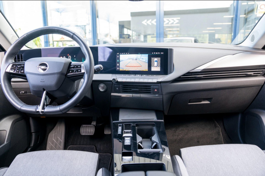 Opel Astra 1.2T Innovation Automaat|Prijs rijklaar incl 12 mnd garantie| Camera Stoel/stuur/Voorruitverwarming Led Privacy glass