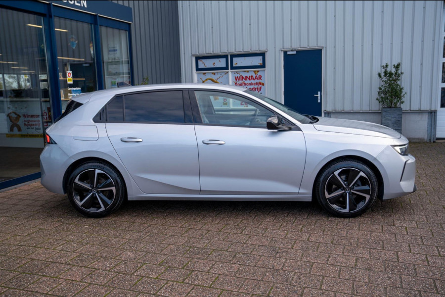 Opel Astra 1.2T Innovation Automaat|Prijs rijklaar incl 12 mnd garantie| Camera Stoel/stuur/Voorruitverwarming Led Privacy glass