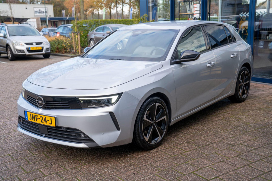Opel Astra 1.2T Innovation Automaat|Prijs rijklaar incl 12 mnd garantie| Camera Stoel/stuur/Voorruitverwarming Led Privacy glass