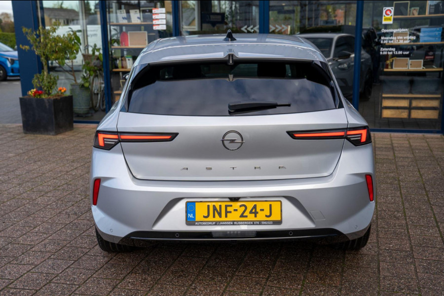 Opel Astra 1.2T Innovation Automaat|Prijs rijklaar incl 12 mnd garantie| Camera Stoel/stuur/Voorruitverwarming Led Privacy glass
