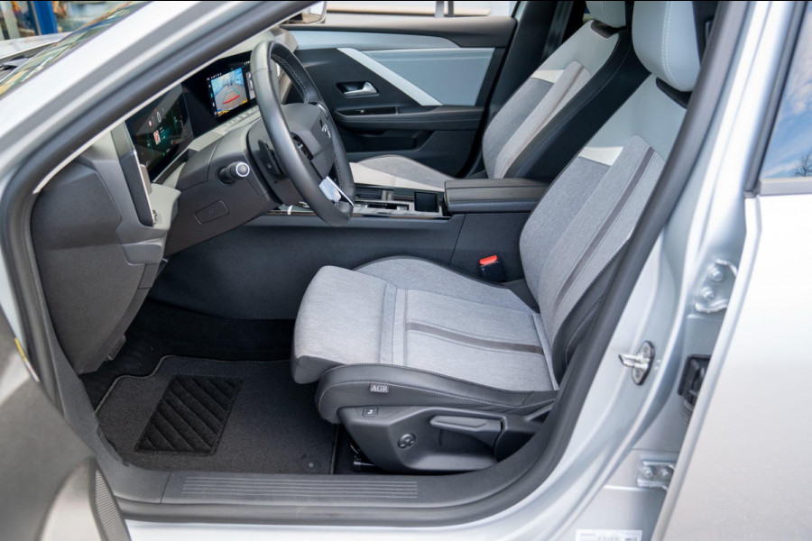 Opel Astra 1.2T Innovation Automaat|Prijs rijklaar incl 12 mnd garantie| Camera Stoel/stuur/Voorruitverwarming Led Privacy glass