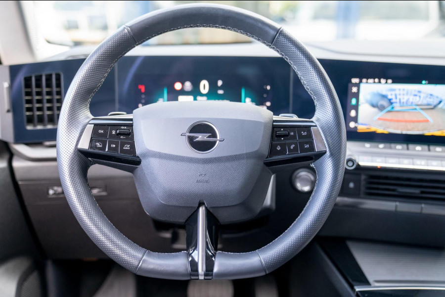 Opel Astra 1.2T Innovation Automaat|Prijs rijklaar incl 12 mnd garantie| Camera Stoel/stuur/Voorruitverwarming Led Privacy glass