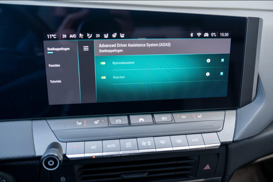 Opel Astra 1.2T Innovation Automaat|Prijs rijklaar incl 12 mnd garantie| Camera Stoel/stuur/Voorruitverwarming Led Privacy glass