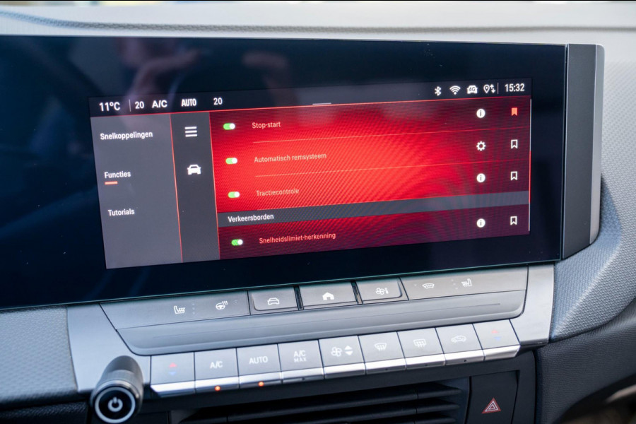 Opel Astra 1.2T Innovation Automaat|Prijs rijklaar incl 12 mnd garantie| Camera Stoel/stuur/Voorruitverwarming Led Privacy glass