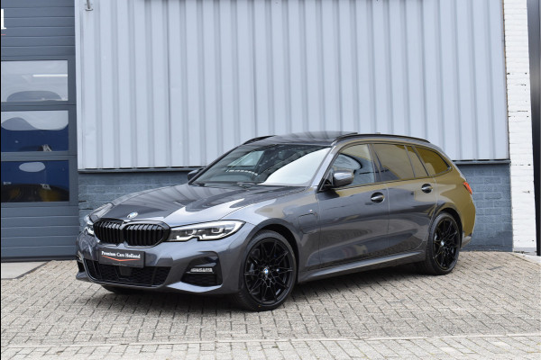 BMW 3 Serie Touring 330e xDrive M-Sport 292 Pk Pano Memory Head-Up Leder 19 Inch