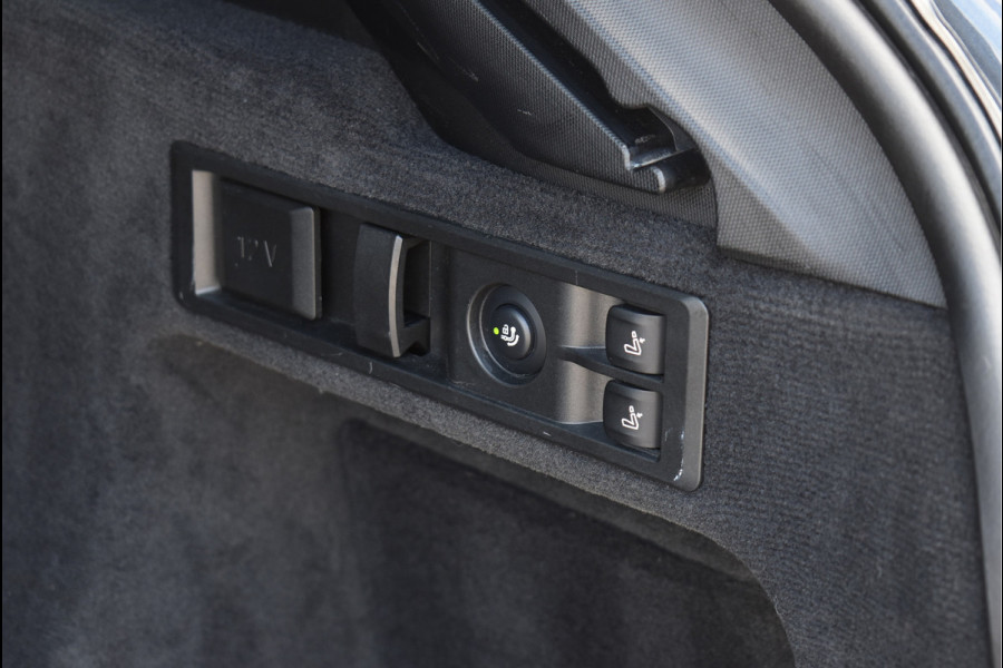 BMW 3 Serie Touring 330e xDrive M-Sport 292 Pk Pano Memory Head-Up Leder 19 Inch