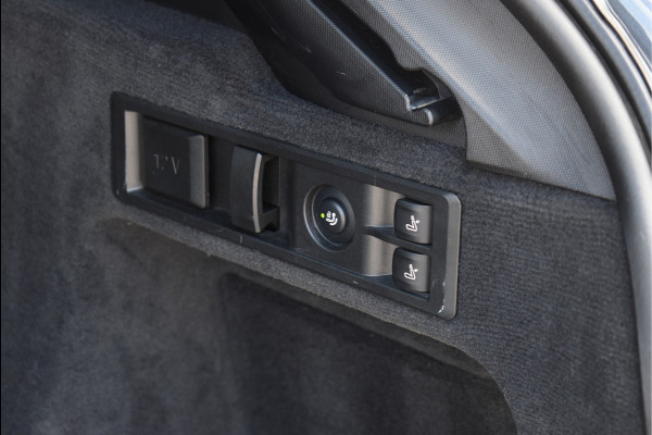 BMW 3 Serie Touring 330e xDrive M-Sport 292 Pk Pano Memory Head-Up Leder 19 Inch