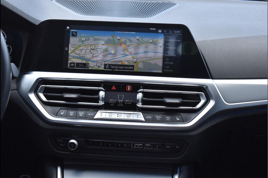 BMW 3 Serie Touring 330e xDrive M-Sport 292 Pk Pano Memory Head-Up Leder 19 Inch