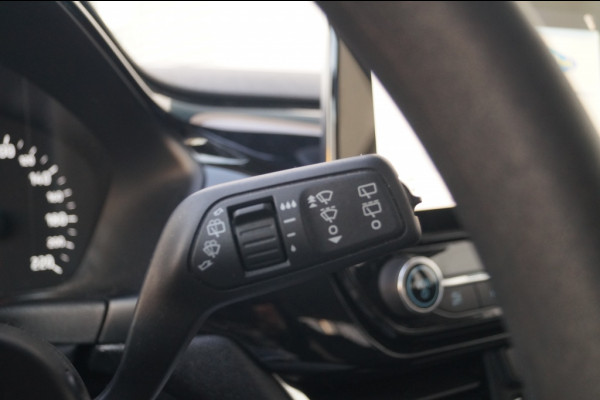 Ford Fiesta 1.1 Trend Styling Pack -NAVI-PDC-DAB-LMV-AIRCO-