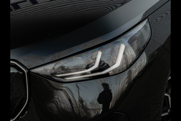 BMW X3 30e xDrive M-Sport Pro - Driving Assistant Prof - Pano - Trekhaak