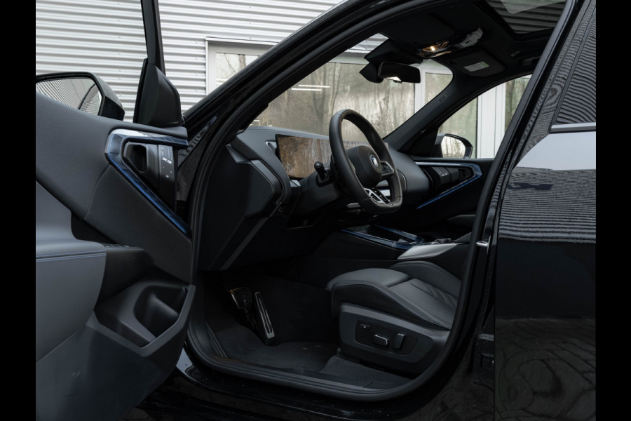 BMW X3 30e xDrive M-Sport Pro - Driving Assistant Prof - Pano - Trekhaak