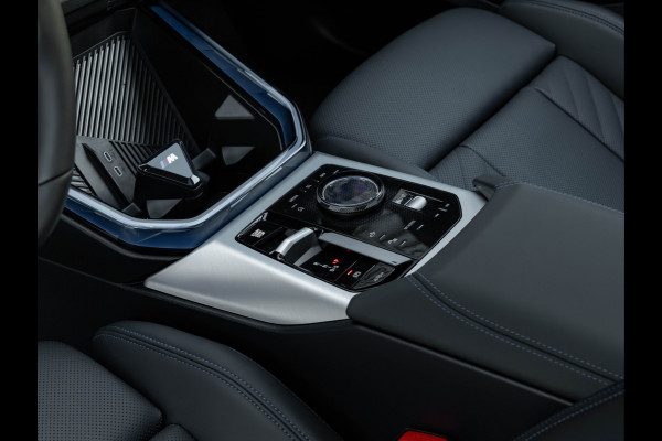 BMW X3 30e xDrive M-Sport Pro - Driving Assistant Prof - Pano - Trekhaak