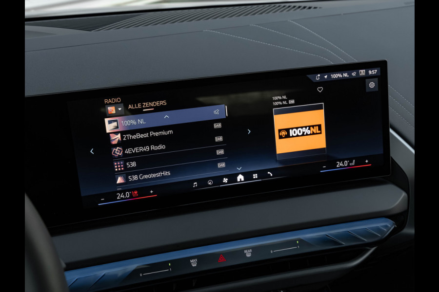 BMW X3 30e xDrive M-Sport Pro - Driving Assistant Prof - Pano - Trekhaak