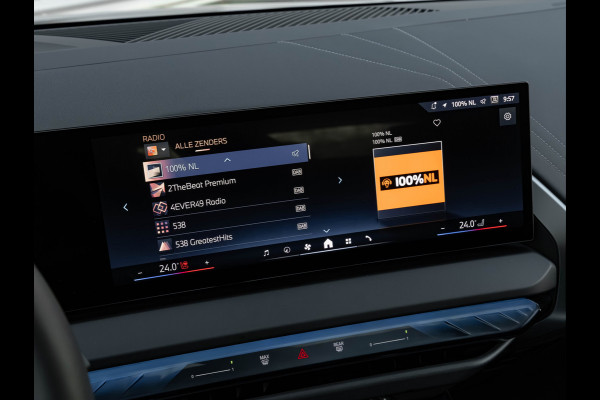 BMW X3 30e xDrive M-Sport Pro - Driving Assistant Prof - Pano - Trekhaak