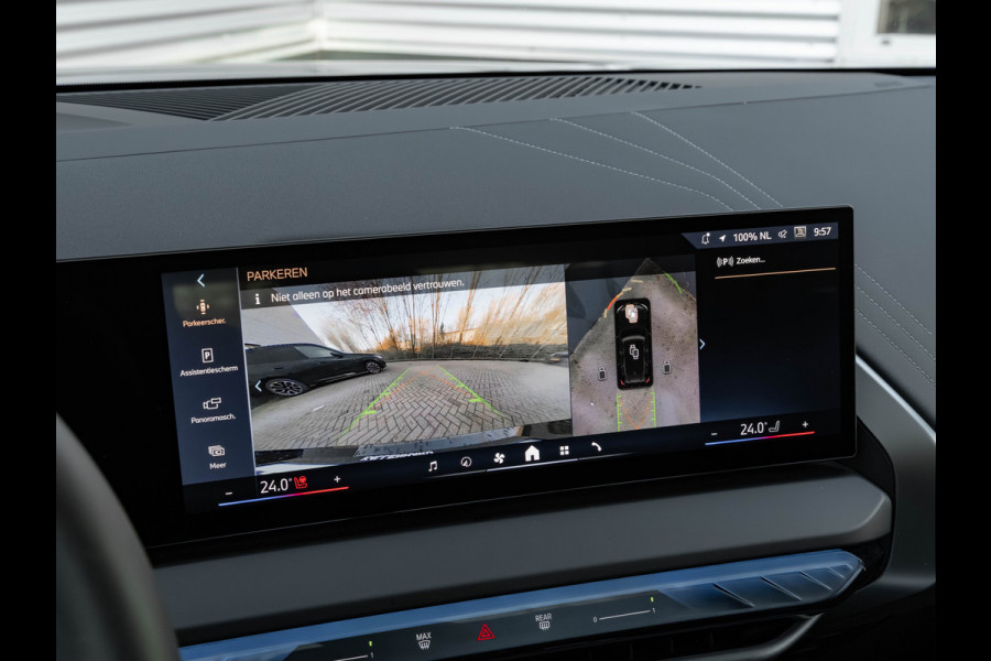 BMW X3 30e xDrive M-Sport Pro - Driving Assistant Prof - Pano - Trekhaak