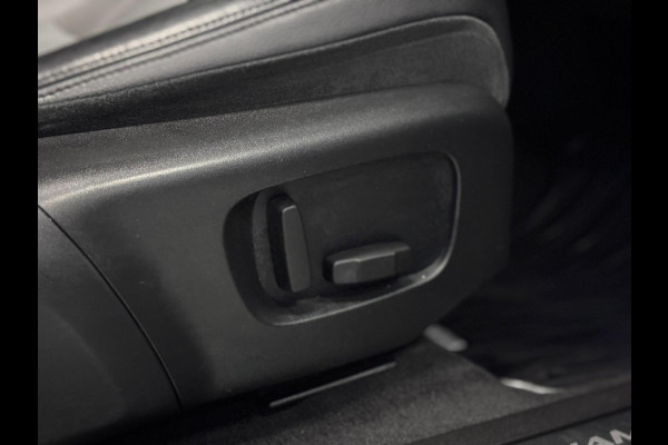 Land Rover Range Rover Evoque 2.0 D150 AWD R-Dynamic SE | LEDER | CAMERA