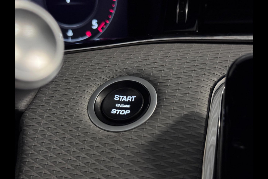 Land Rover Range Rover Evoque 2.0 D150 AWD R-Dynamic SE | LEDER | CAMERA