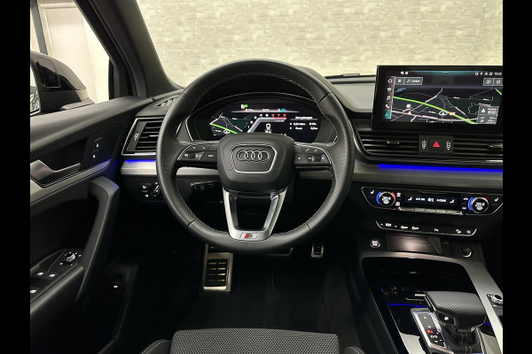 Audi Q5 Sportback 40 TFSI Benzine S-Line | ACC | Sfeerverlichting | Keyless-Entry | Matrix-LED | Virtual-Cockpit | Tour-Pakket | Black-Optic | Camera | Beker-Clima | 3-Zone Clima | Draadloos Laden | Zonwering | 6 mnd. BOVAG Garantie |