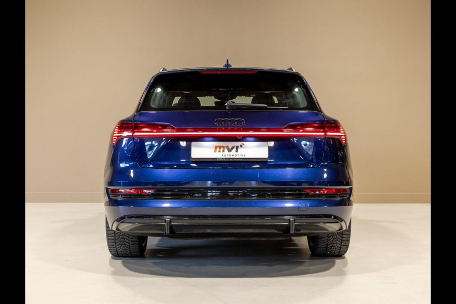 Audi e-tron 55 quattro S edition 95 kWh / 408pk / Panorama dak / Rondomzicht camera /