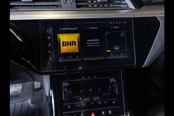 Audi e-tron 55 quattro S edition 95 kWh / 408pk / Panorama dak / Rondomzicht camera /