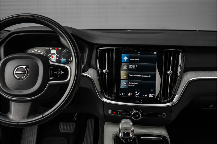 Volvo S60 2.0 T8 AWD Twin Engine Inscription R-Design Leder ACC H/K HUD 360°