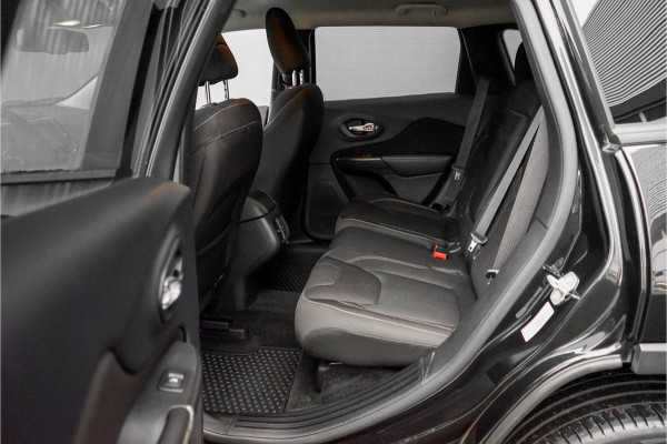 Jeep Cherokee 2.2 Limited 200PK 4WD Automaat Xenon 18"