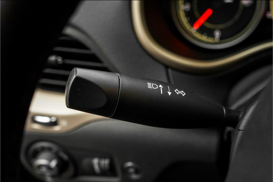 Jeep Cherokee 2.2 Limited 200PK 4WD Automaat Xenon 18"