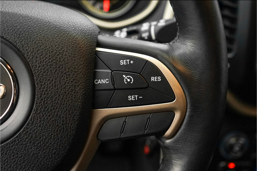 Jeep Cherokee 2.2 Limited 200PK 4WD Automaat Xenon 18"