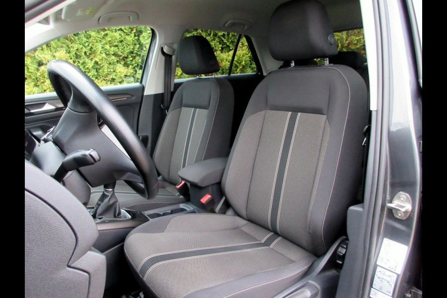 Volkswagen T-Roc 1.0 TSI Style*Navi*Camera*Carplay*