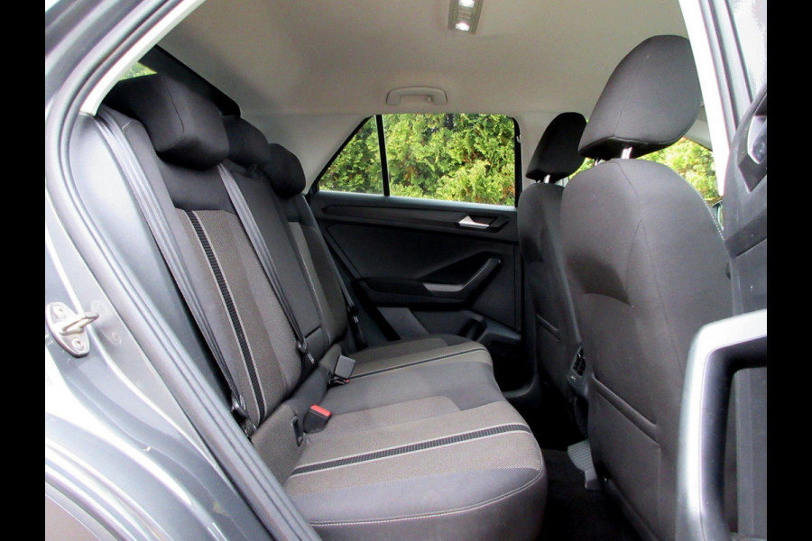 Volkswagen T-Roc 1.0 TSI Style*Navi*Camera*Carplay*