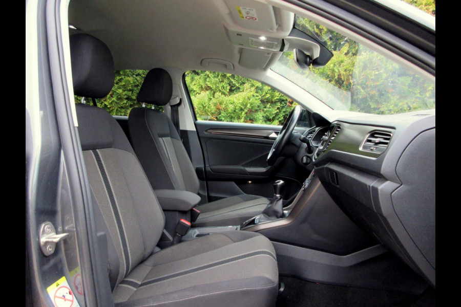 Volkswagen T-Roc 1.0 TSI Style*Navi*Camera*Carplay*